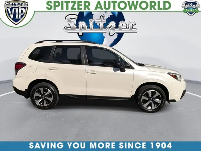 Used 2018 White Subaru 2.5i image 10