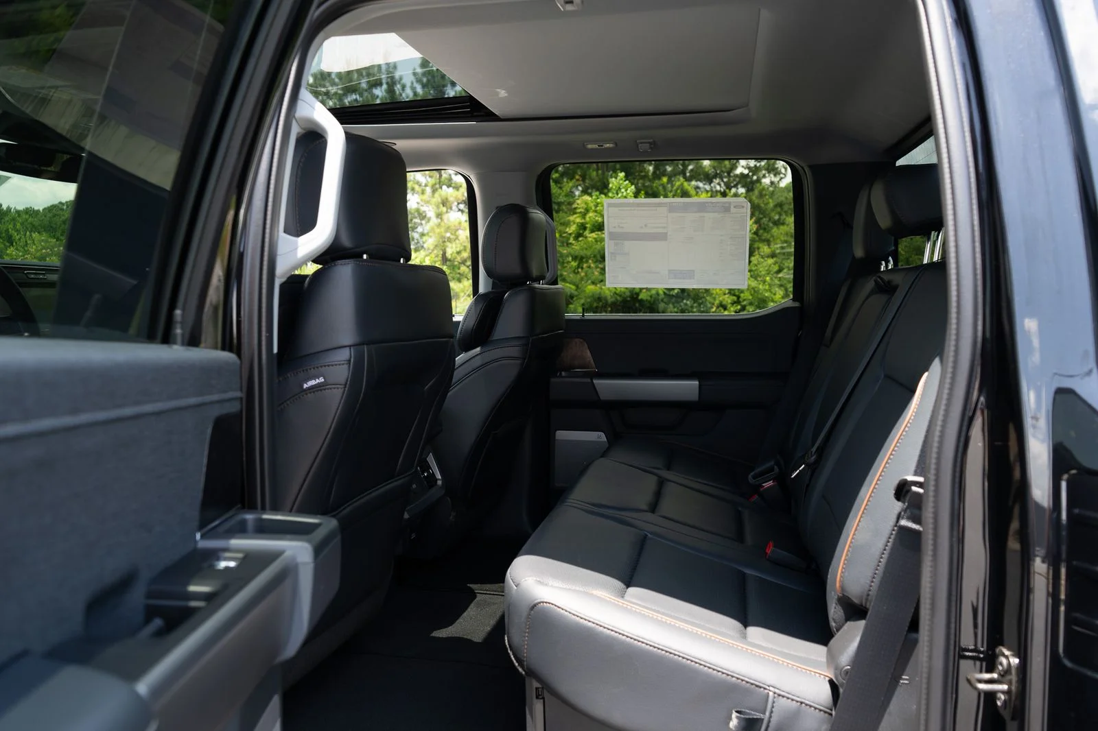 New 2026 Agate Black Metallic Ford F-250® Lariat® image 27
