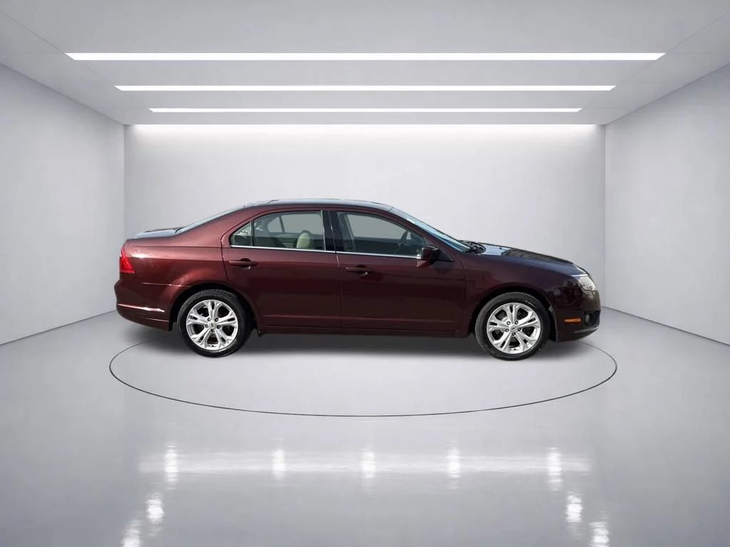 Used 2012 Cinnamon Ford SE image 8