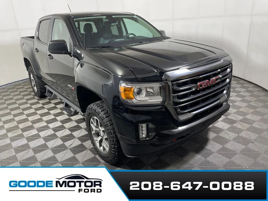 2022 GMC Canyon 4WD AT4 Crew Cab Short Box's photo