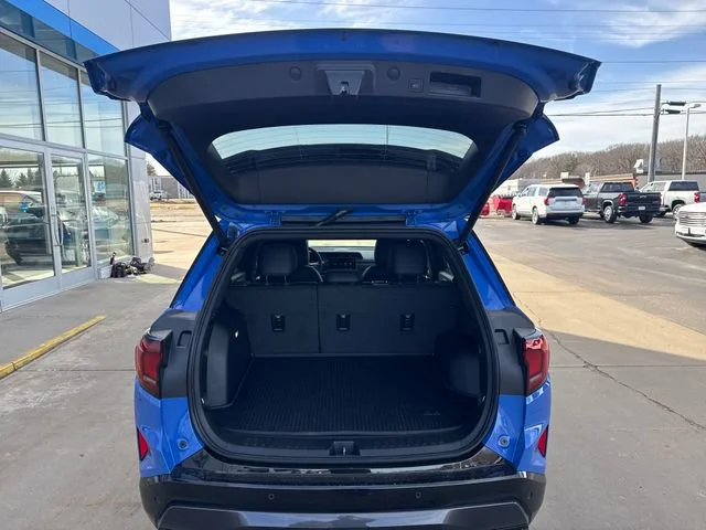 New 2026 Rapids Metallic GMC AT4 image 25