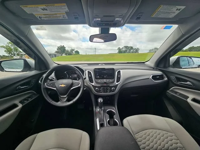 Used 2019 SILVER ICE METALLIC Chevrolet LT image 12