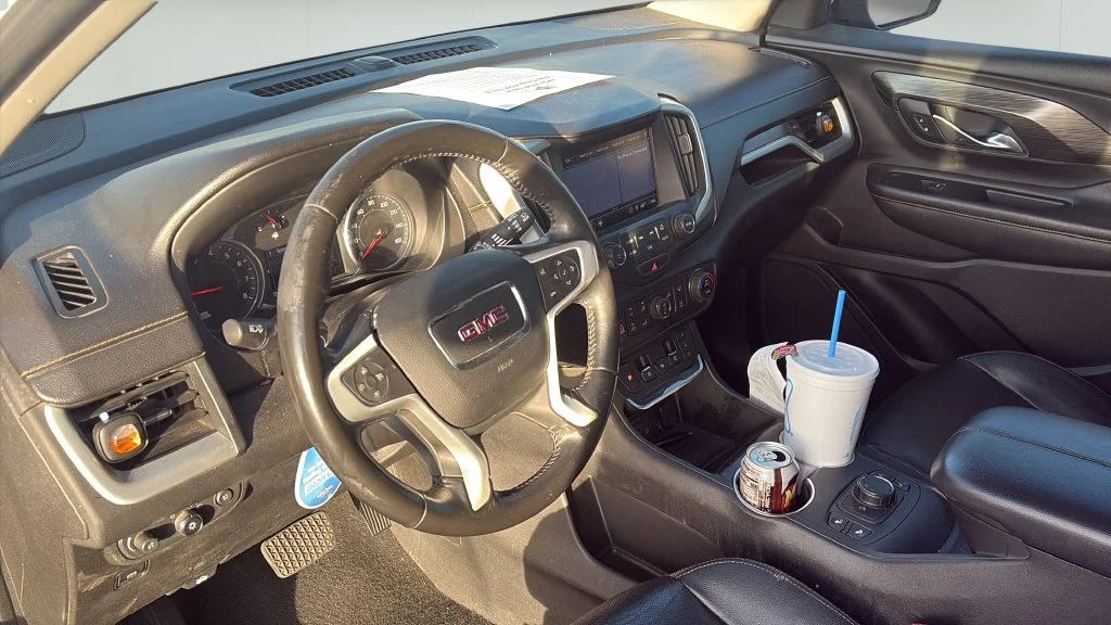 Used 2018 White GMC SLT image 10