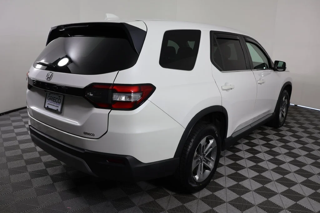 Used 2023 Platinum White Pearl Honda EX-L image 8