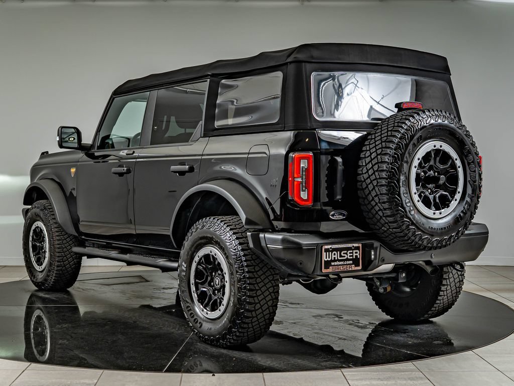 Used 2022 Shadow Black Ford Badlands image 7