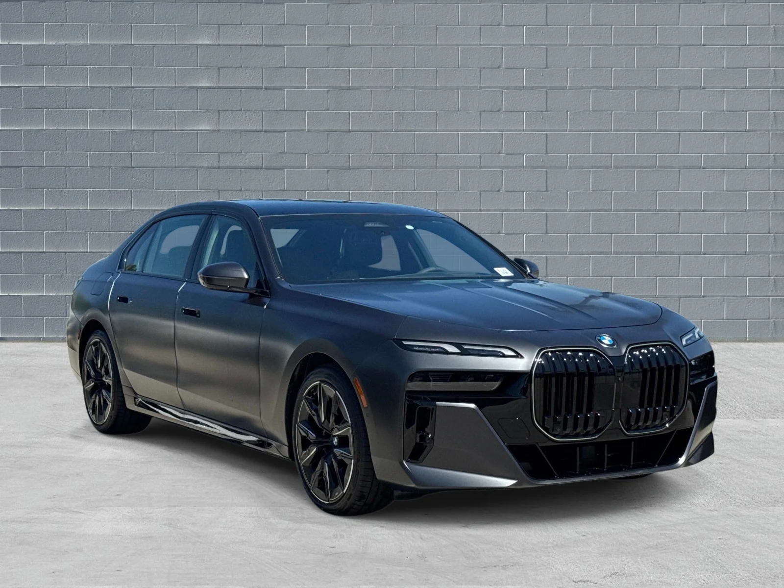 2026 BMW 7 Series 760i xDrive Sedan's photo
