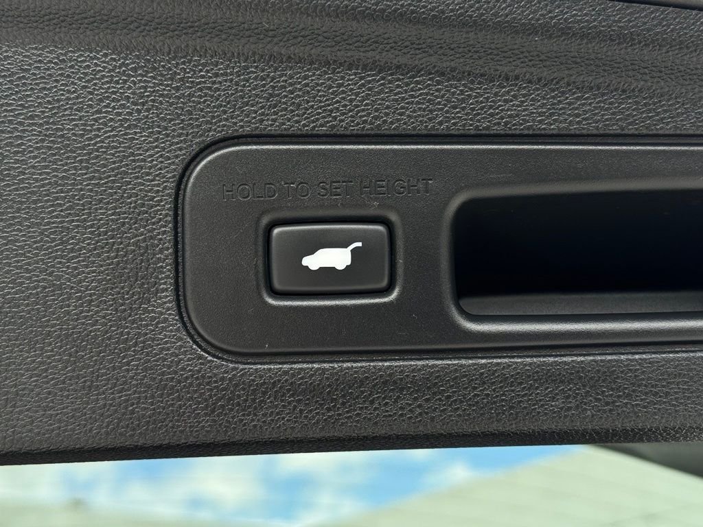Used 2025 Black Acura Technology Package image 19