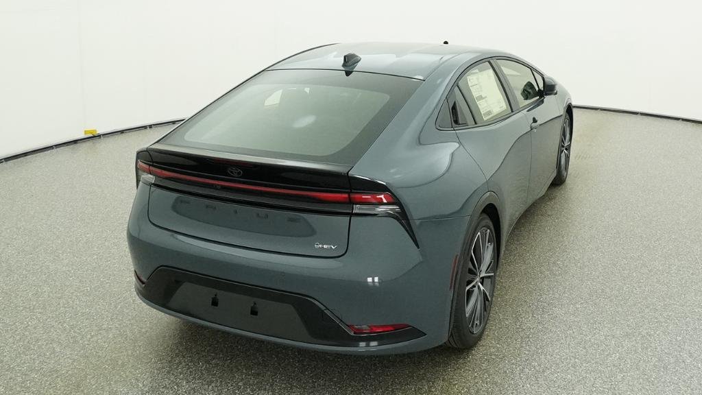 New 2026 Guardian Gray Toyota XLE image 22