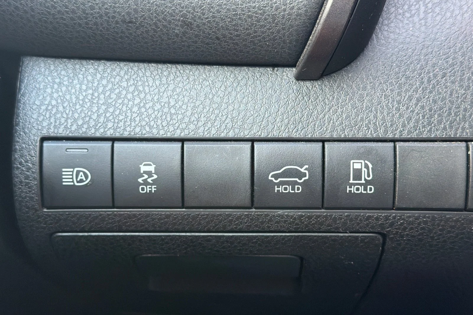 Used 2020 Red Toyota LE image 33
