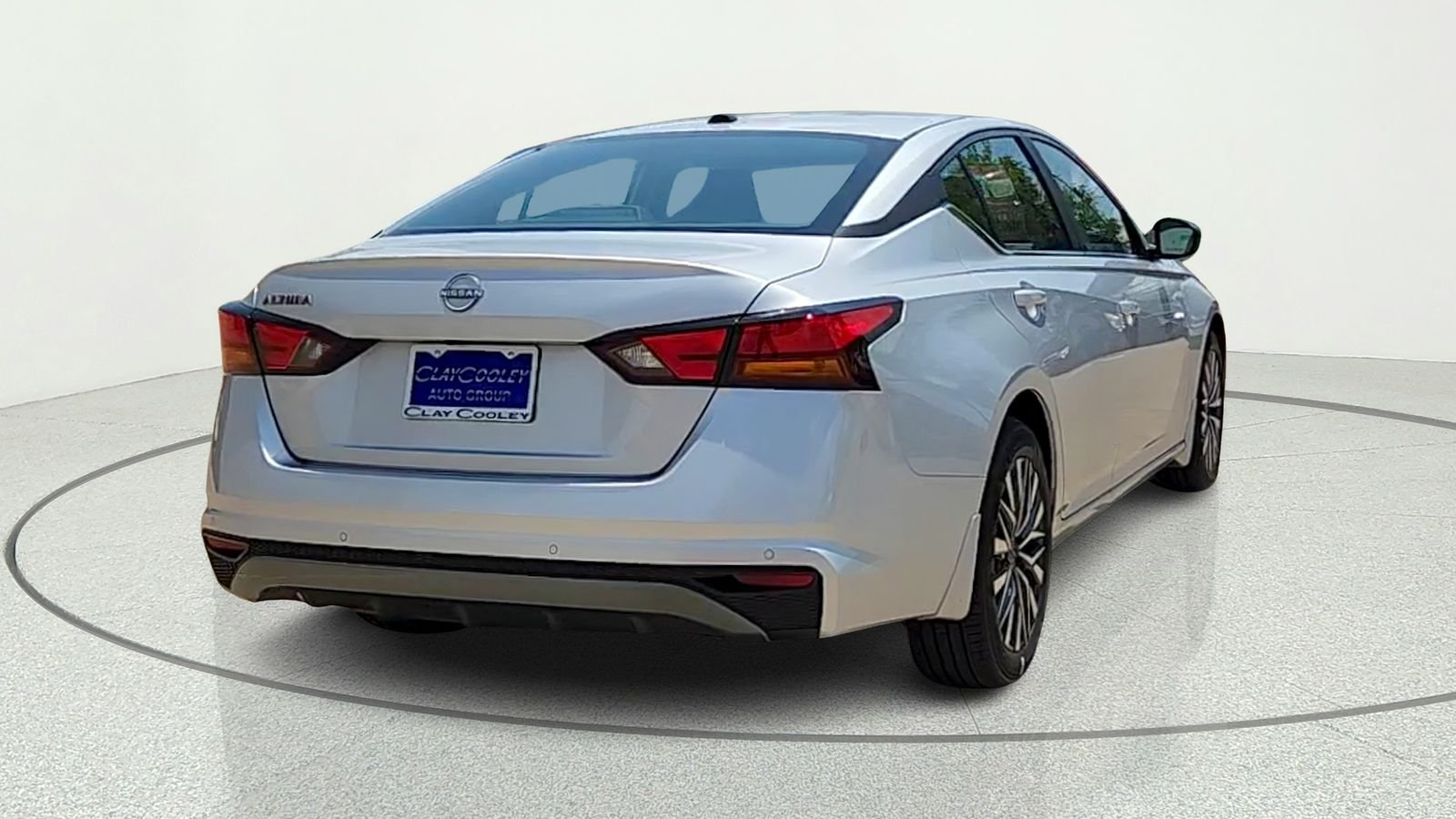 New 2026 Brilliant Silver Metallic Nissan SV image 7
