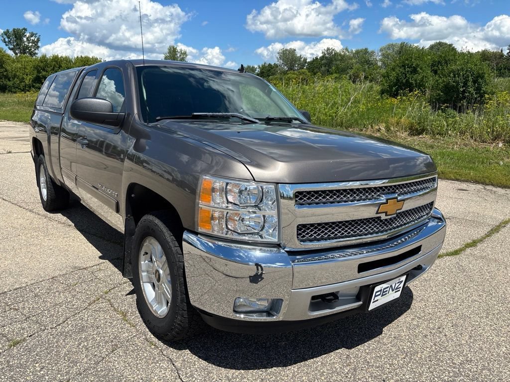 Used 2012 MOCHA STEEL METALLIC Chevrolet LT image 1