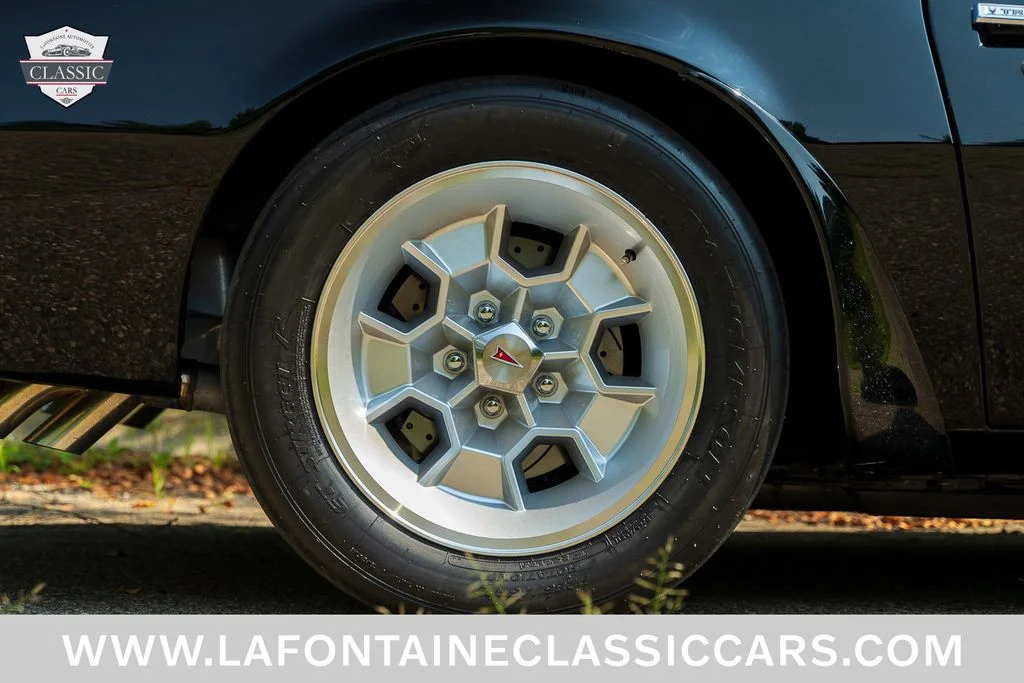 Used 1975 Black Pontiac Trans Am image 34
