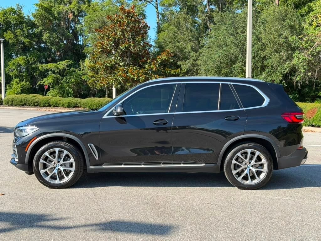 Used 2020 Black BMW xDrive40i image 2