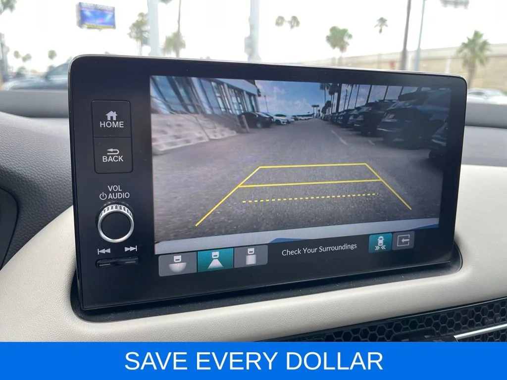 Used 2024 White Honda EX-L image 10