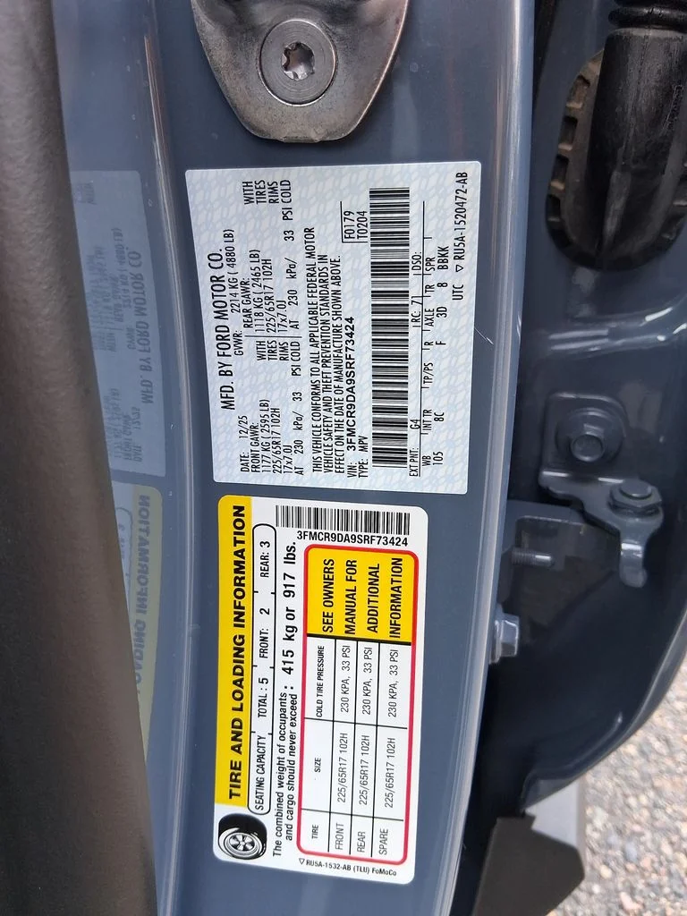 New 2025 Azure Gray Metallic Tri-Coat Ford Badlands® image 28