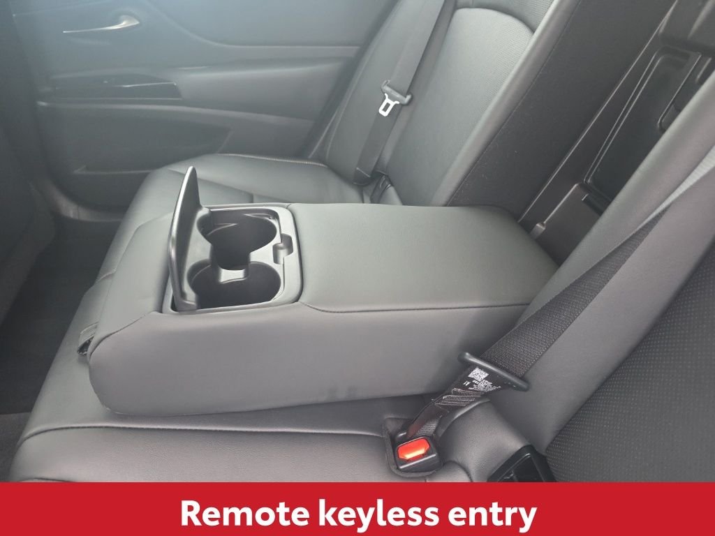 2024 Lexus ES 350 - Photo 21