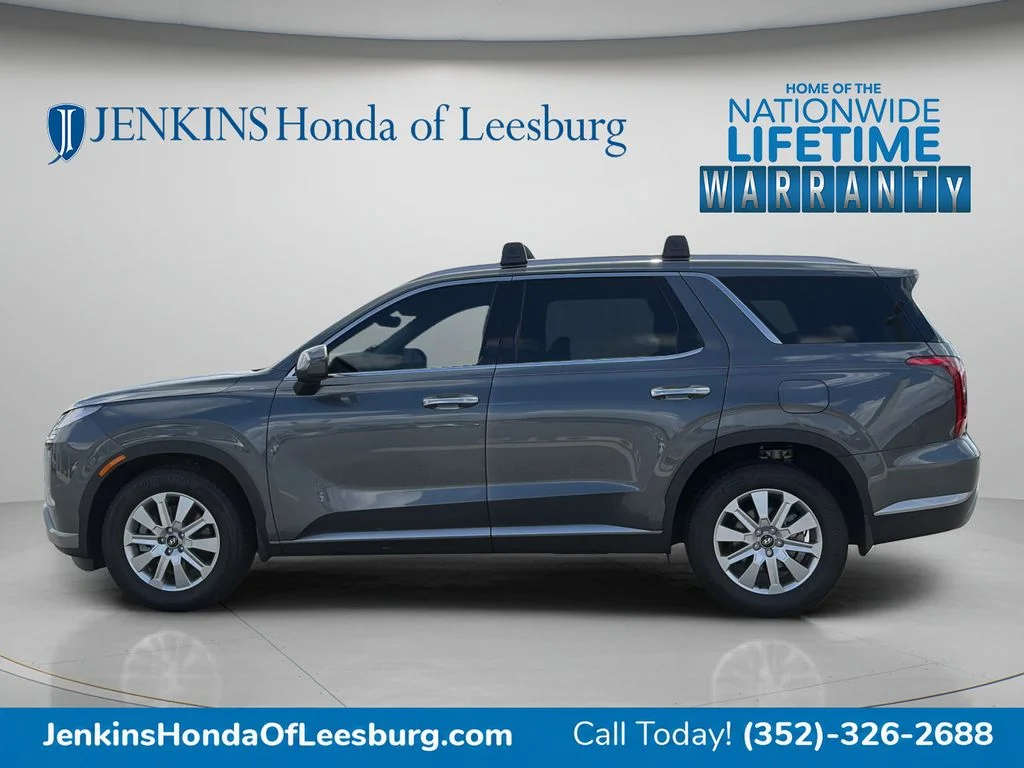 Used 2025 Gray Hyundai SEL image 6
