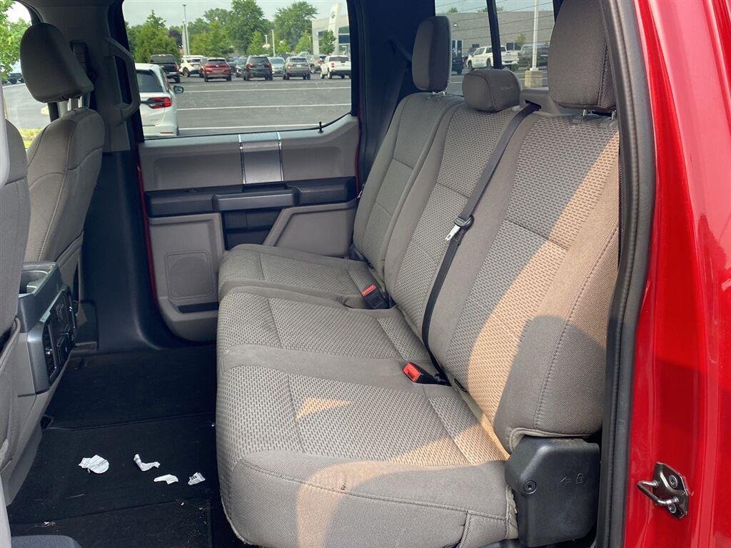 Used 2022 Rapid Red Metallic Tinted Clearcoat Ford XLT image 15