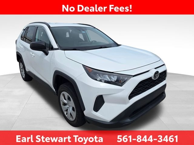 Used 2020 White Toyota LE image 2