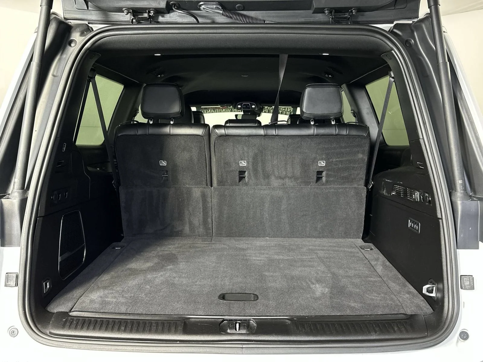 Used 2024 White Jeep Series III image 24