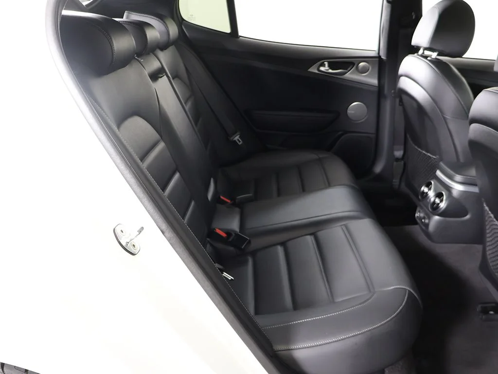 Used 2019 White Kia GT2 image 43