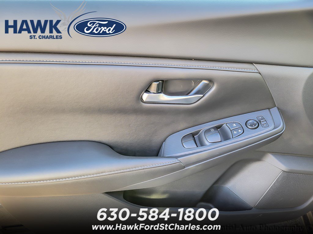Used 2025 Gun Metallic Nissan SV image 16