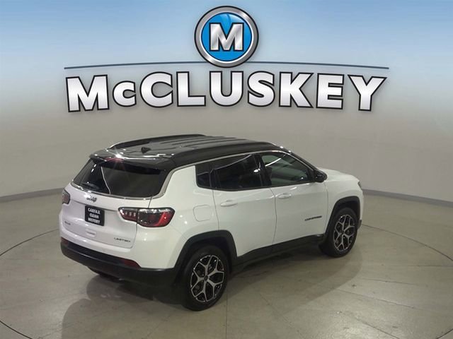 Certified Used 2025 White Jeep Limited 4x4 image 30