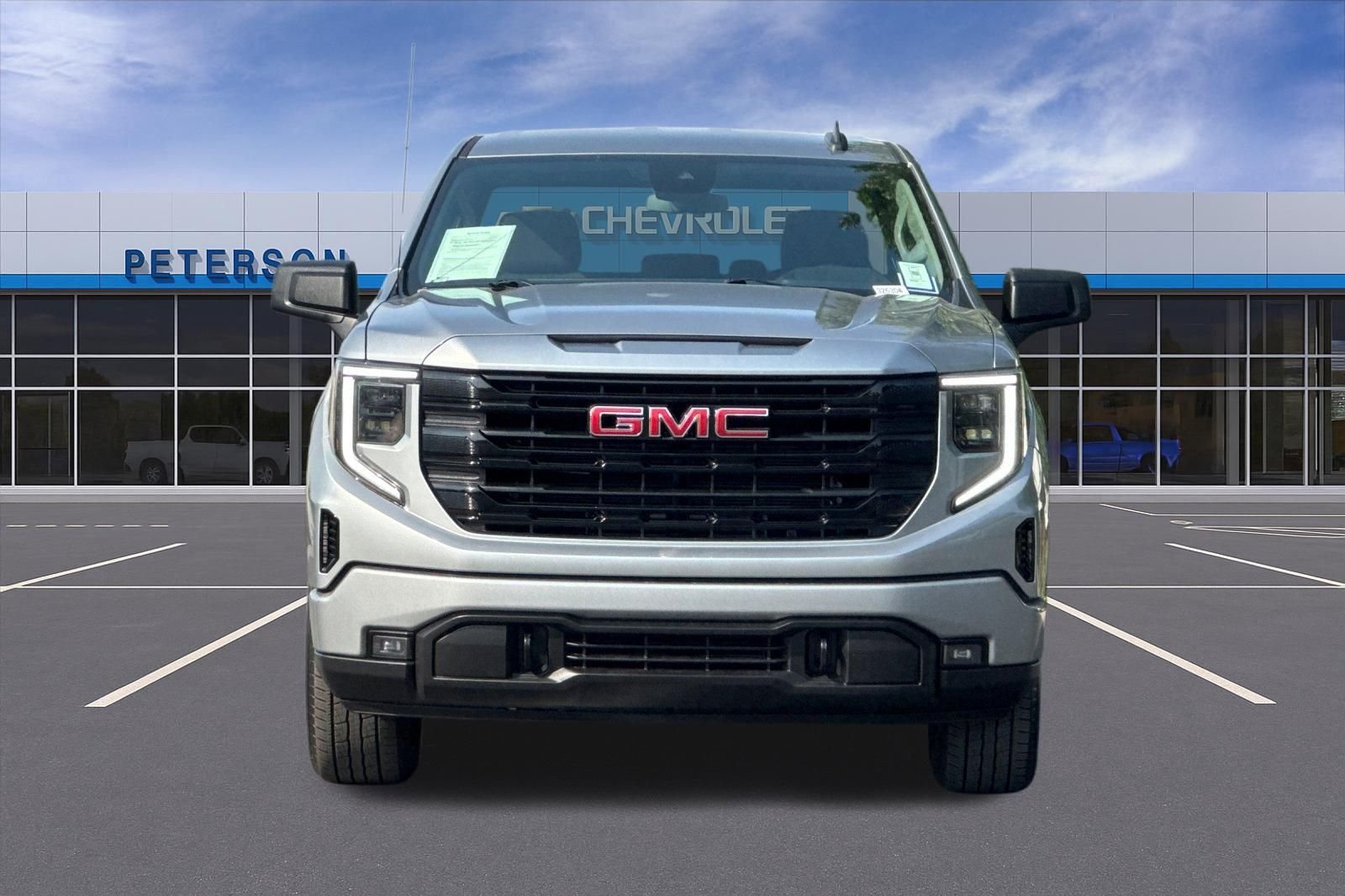 Used 2024 Silver GMC Elevation image 9