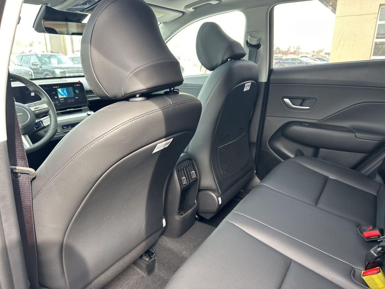 2026 Hyundai Kona Limited - Photo 17