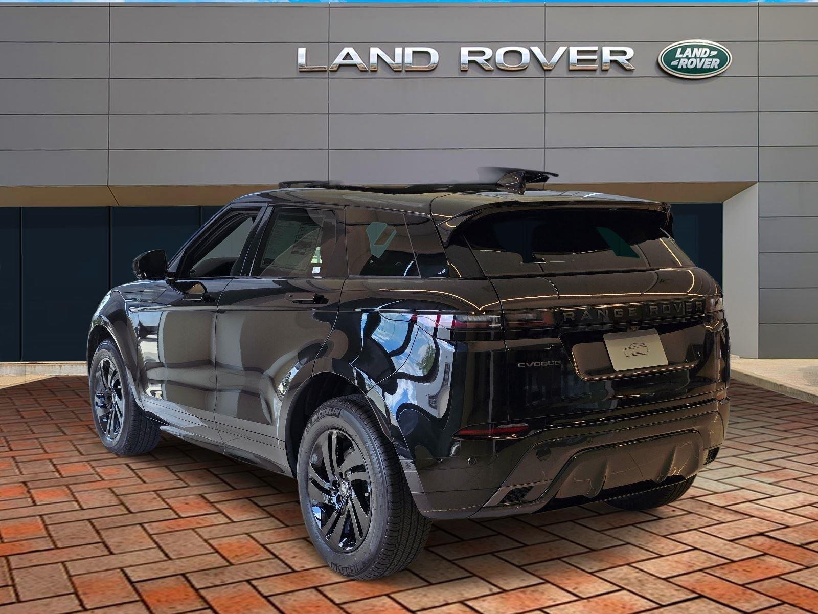2026 Land Rover Range Rover Evoque Dynamic SE - Photo 6