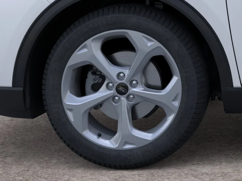 New 2026 Star White Metallic Tri-coat Ford ST-Line image 52