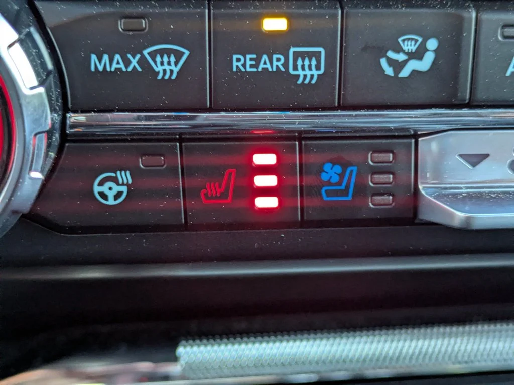 New 2026 Agate Black Metallic Ford Lariat image 24