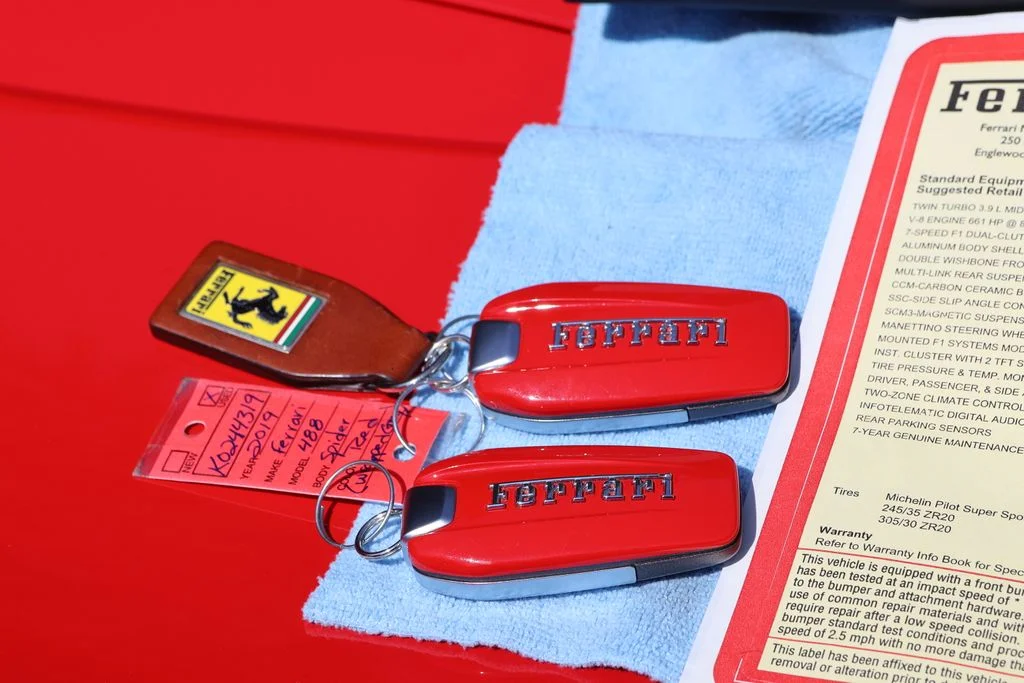 Used 2019 Red Ferrari Base image 14