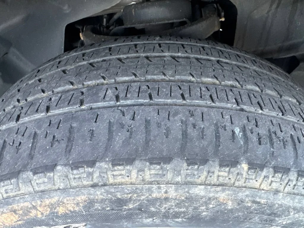 Used 2019 Diamond Black Cry Ram Laramie image 5