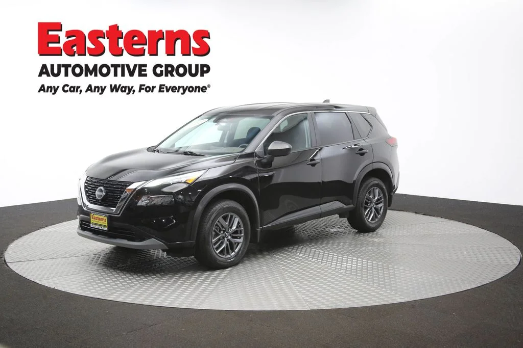 Used 2023 Black Nissan S image 56