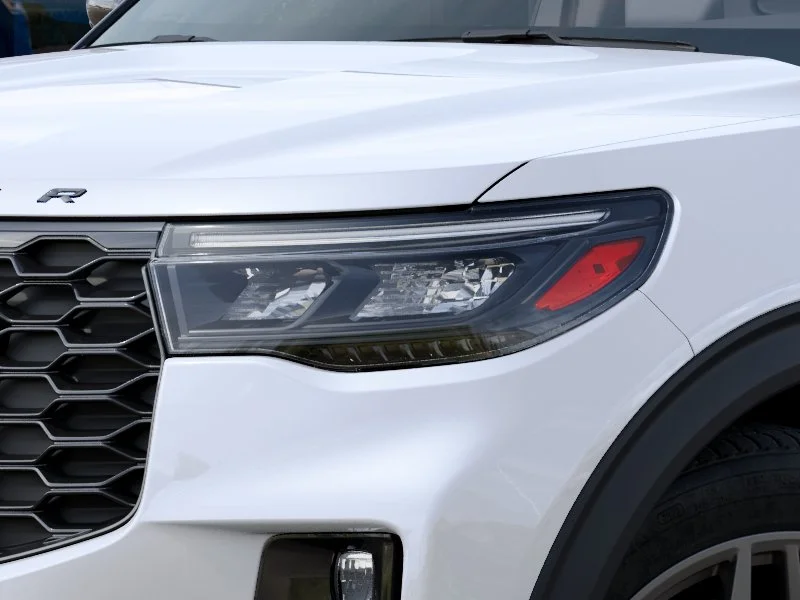 New 2027 Star White Metallic Tri-Coat Ford ST-Line image 31