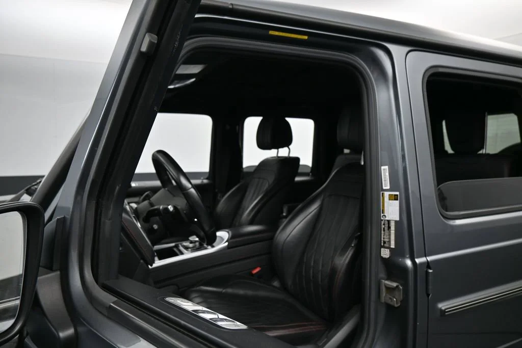 Used 2021 Gray Mercedes-Benz G 550 image 10