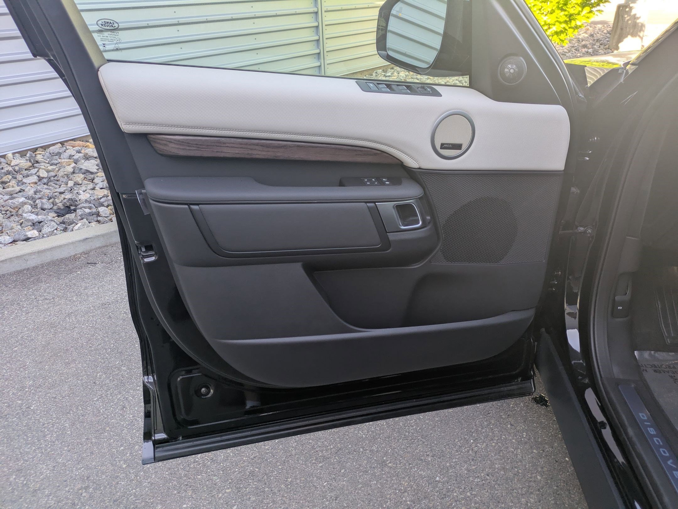 2026 Land Rover Discovery Dynamic SE - Photo 13
