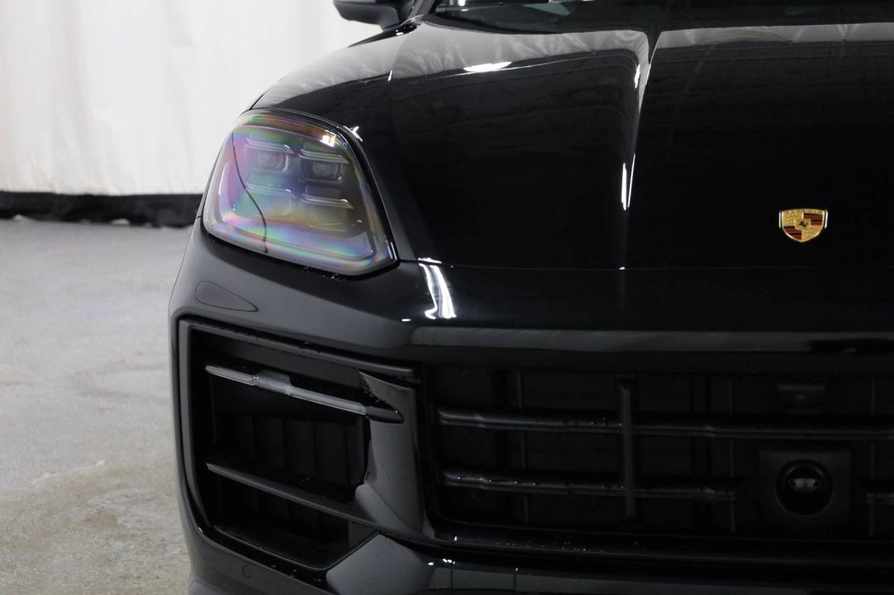 New 2026 Chromite Black Metallic Porsche S Coupe image 15