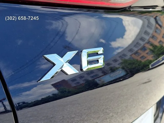 New 2027 Tanzanite Blue II Metallic BMW xDrive40i image 21