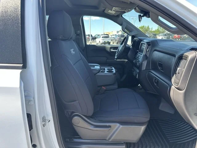 Used 2025 White Chevrolet Custom Trail Boss image 23
