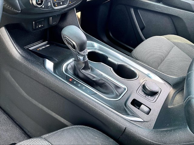 Used 2023 STERLING GRAY METALLIC Chevrolet LT Cloth image 21