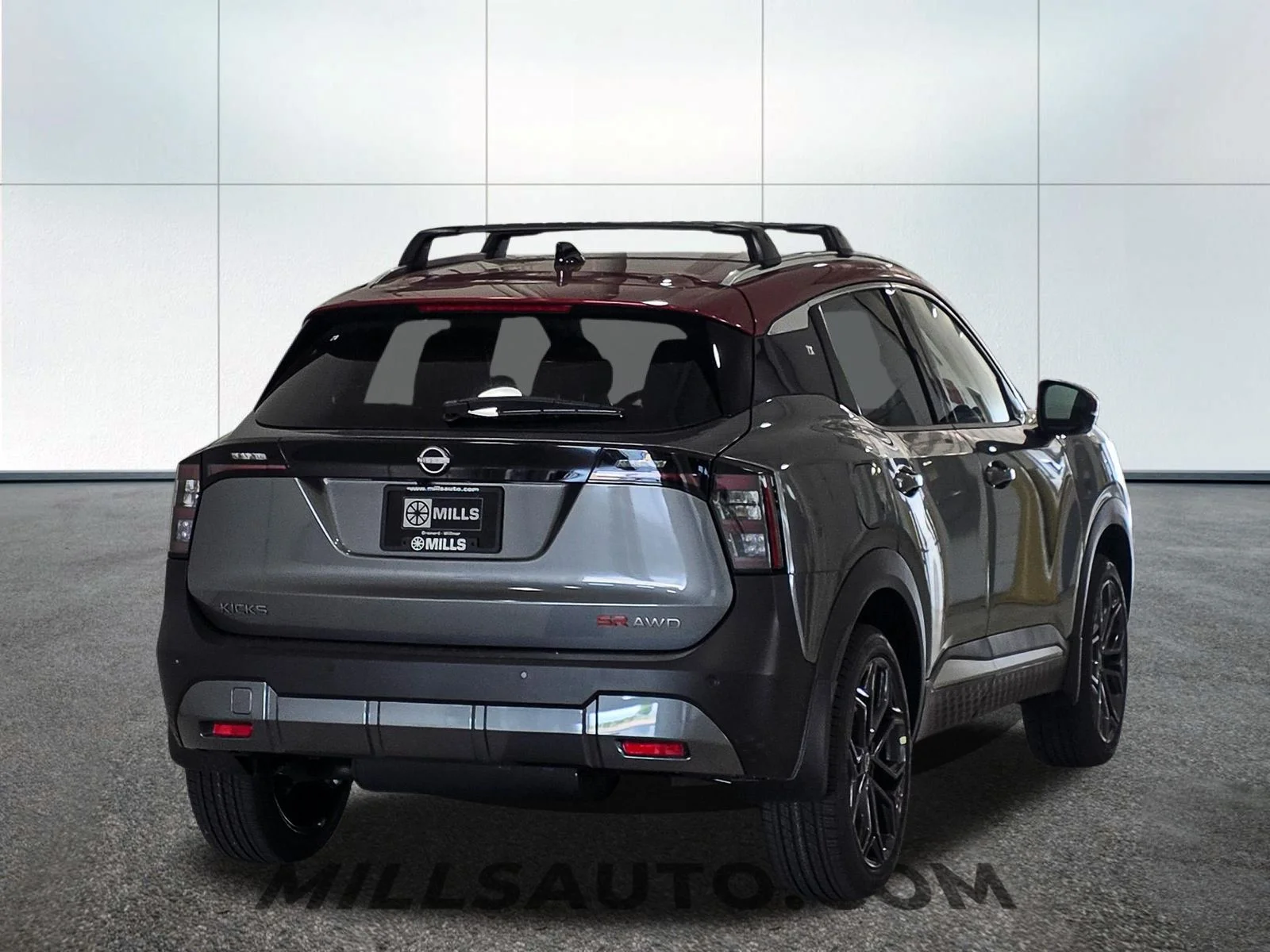 New 2026 Gun Metallic / Scarlet Ember Tintcoat Two-tone Nissan SR image 7