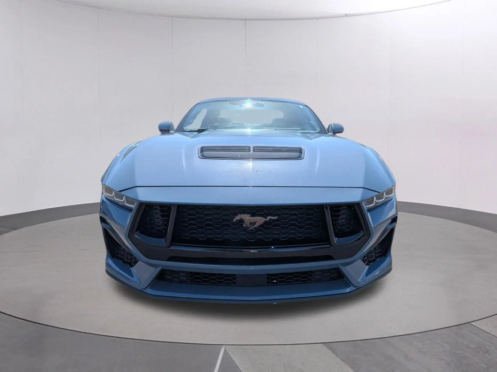 Used 2025 Vapor Blue Ford GT Premium image 8