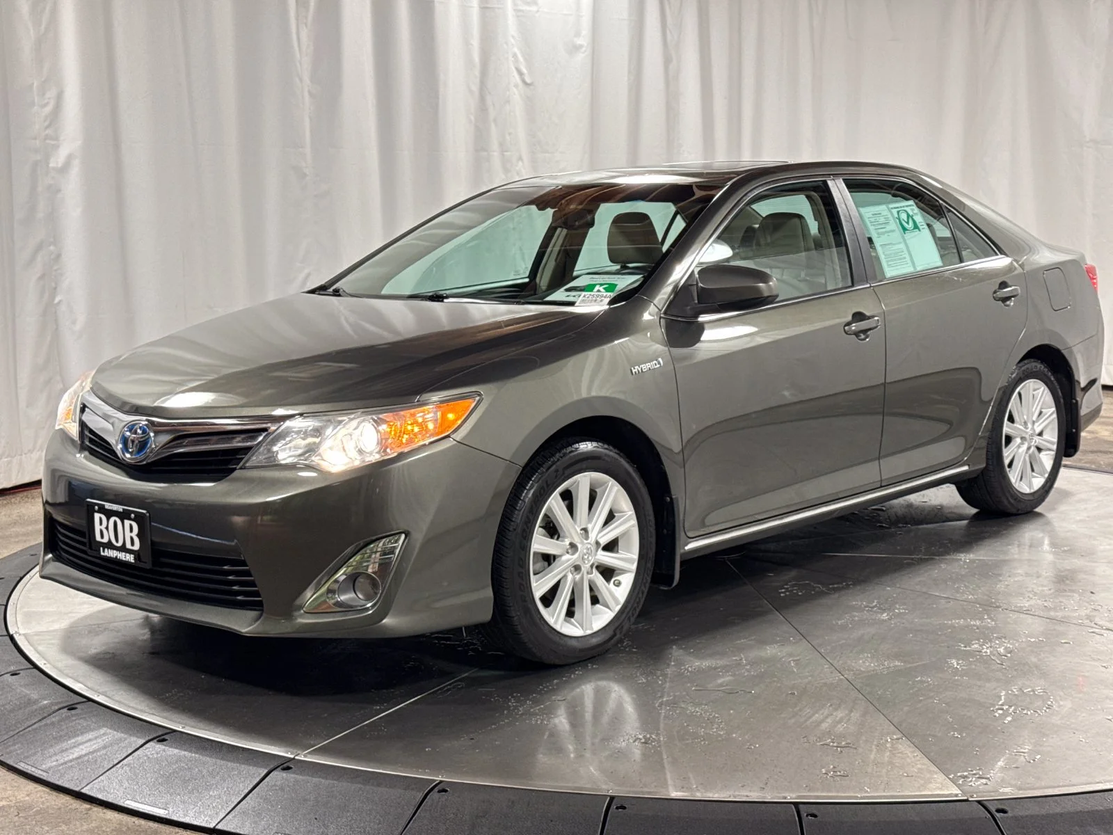 2014 Toyota Camry XLE Hybrid