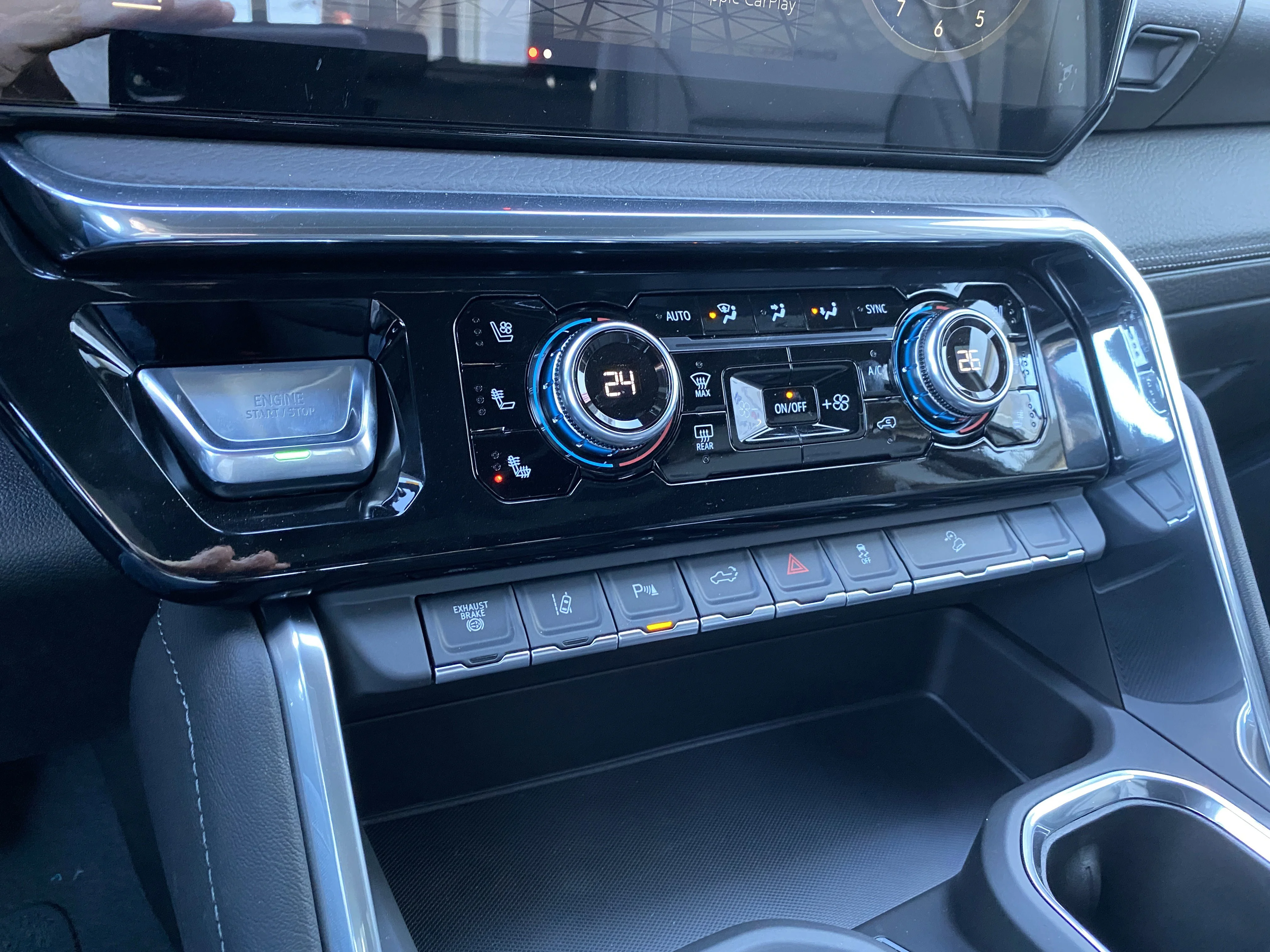 New 2026 GLACIER WHITE TRICOAT GMC Denali image 23