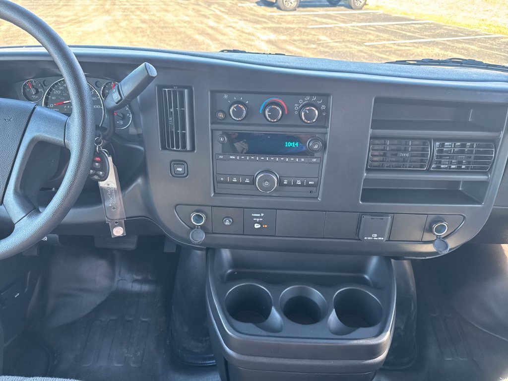 2026 Chevrolet Express Cargo Work Van - Photo 17