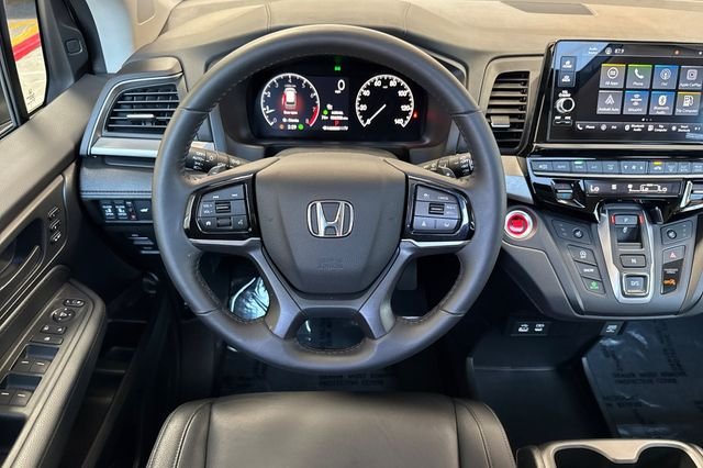 Certified Used 2026 Platinum White Pearl Honda EX-L image 17