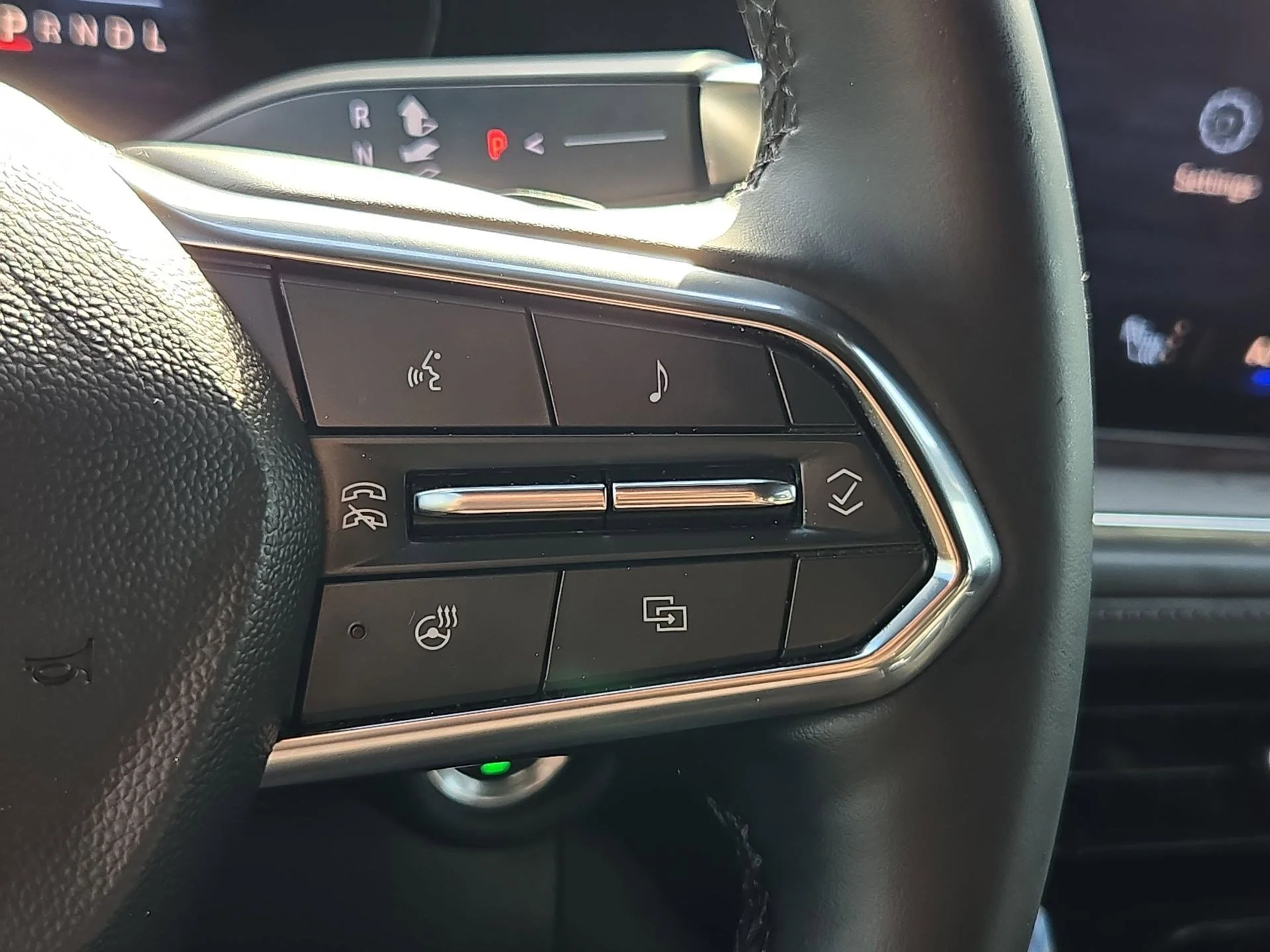Used 2025 Black Chevrolet LT image 17