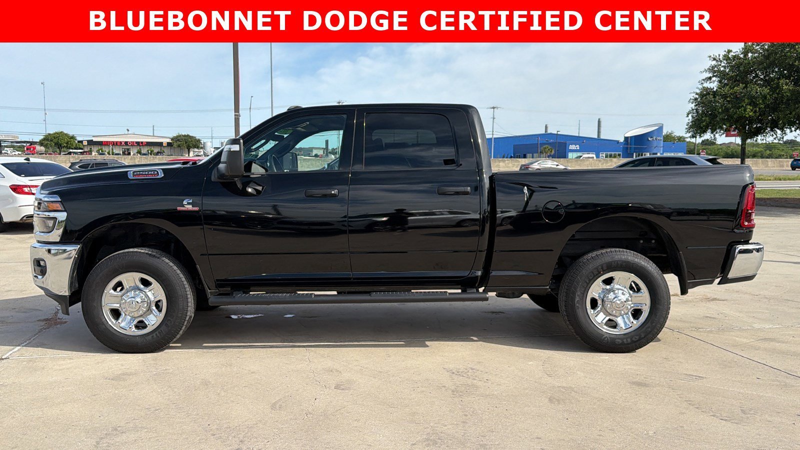 Used 2025 Diamond Black Crystal Pearlcoat Ram Tradesman image 8